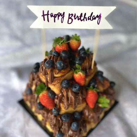Cinnamon rolls tower with nutella, strawberries and blueberries (RM110 - including deco, ribbon and transparent marble box)