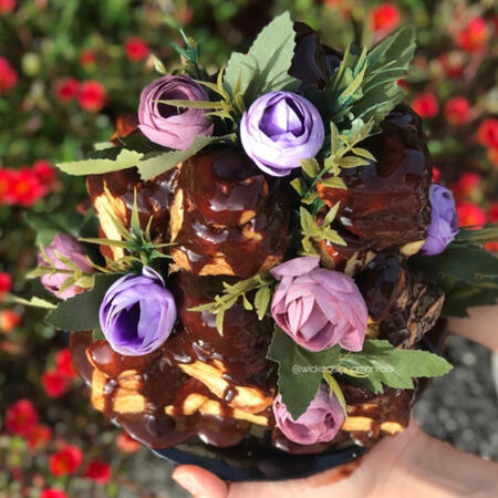 Cinnamon rolls tower with dark choc toppings (RM80 - including deco, ribbon and transparent marble box)