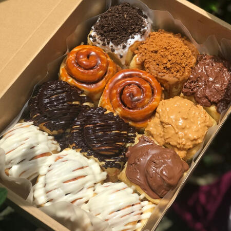 Family pack mix toppings (RM73)