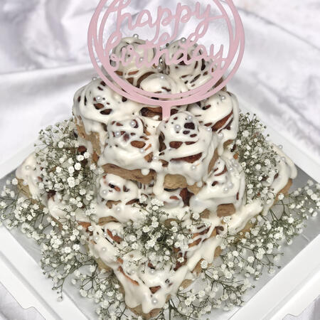 Cinnamon rolls tower with classic topping, pearl, topper and fresh flower (RM90 - including ribbon and transparent marble box)