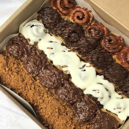 30pcs baby rolls mix toppings with 6 ovomaltine and 6 biscoff (RM57)